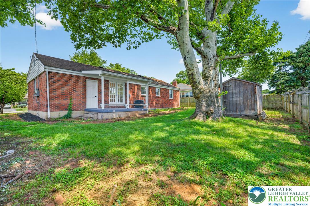 1543 Eaton Avenue Property Photo 30