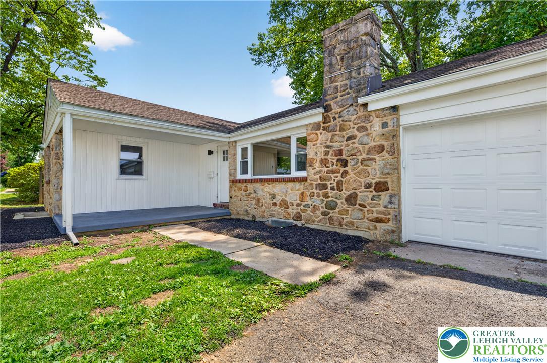 1543 Eaton Avenue Property Photo 36
