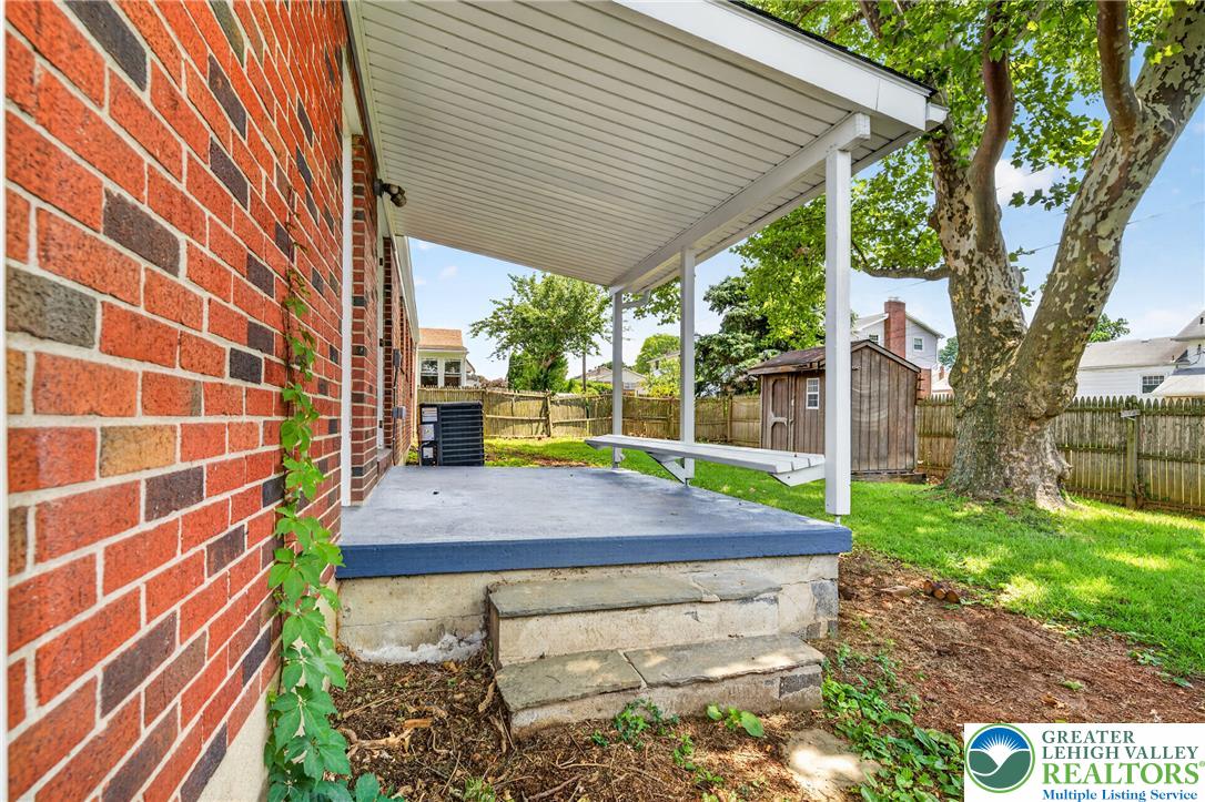 1543 Eaton Avenue Property Photo 40