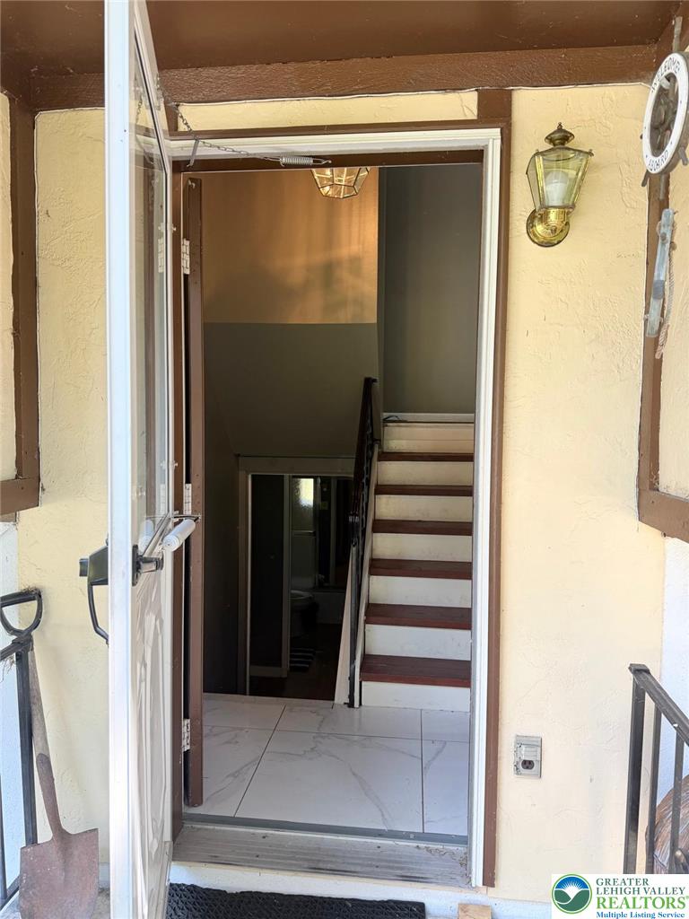 1108 Mink Court Property Photo 10
