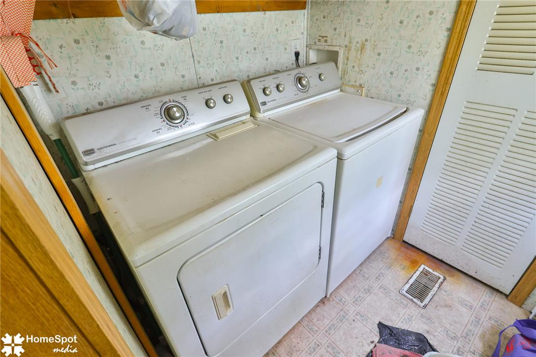 3795 Rhoads Property Photo 9
