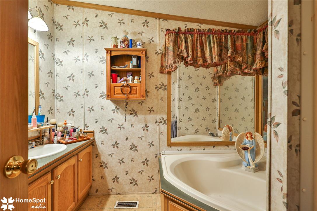 3795 Rhoads Property Photo 12