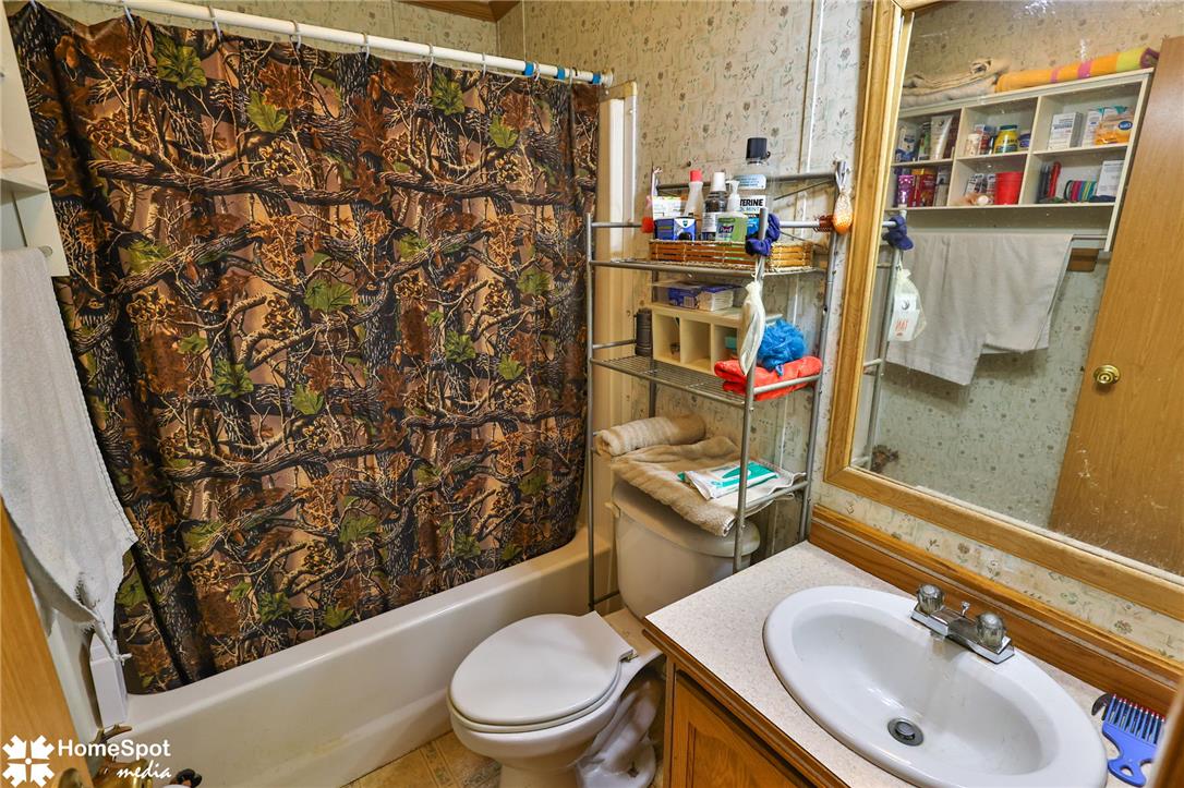 3795 Rhoads Property Photo 16
