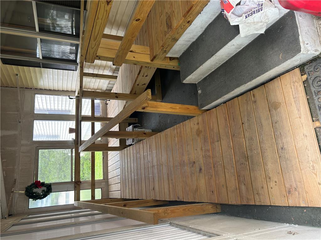 19 Liberty Lane Property Photo 2
