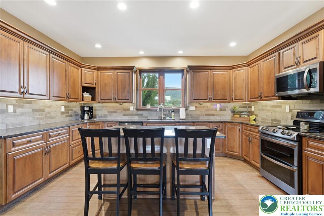 1203 North Cottonwood Road Property Photo 8