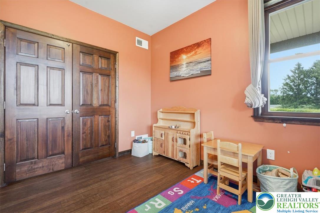 1203 North Cottonwood Road Property Photo 25