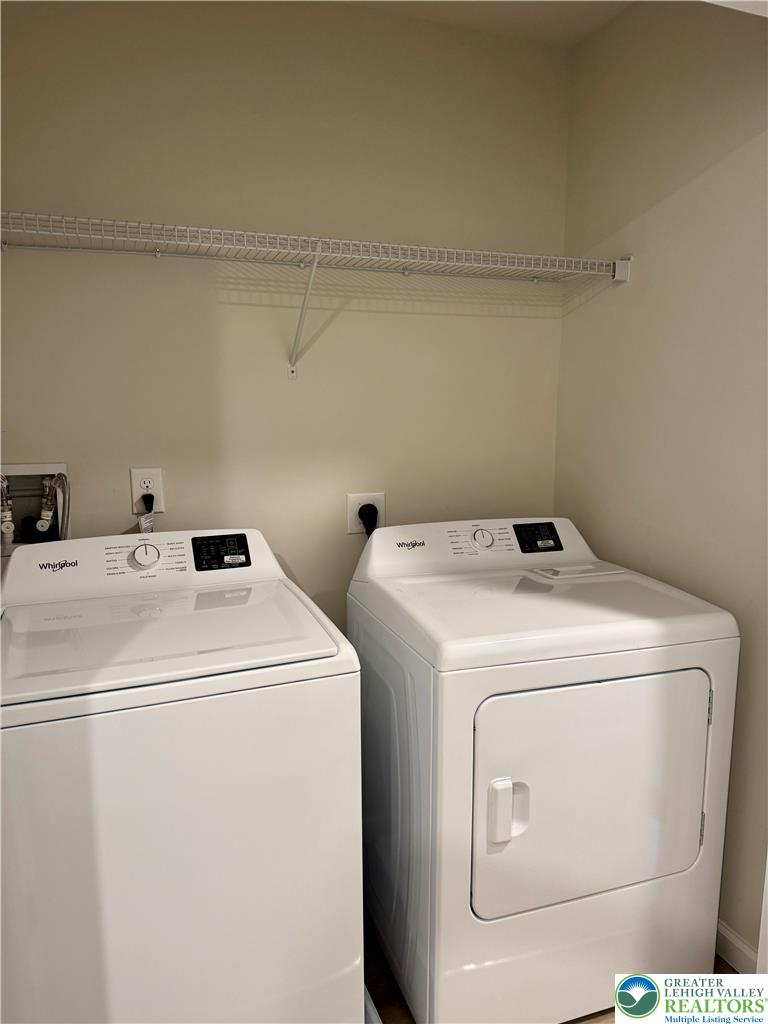 8203 Alexander Court Property Photo 21