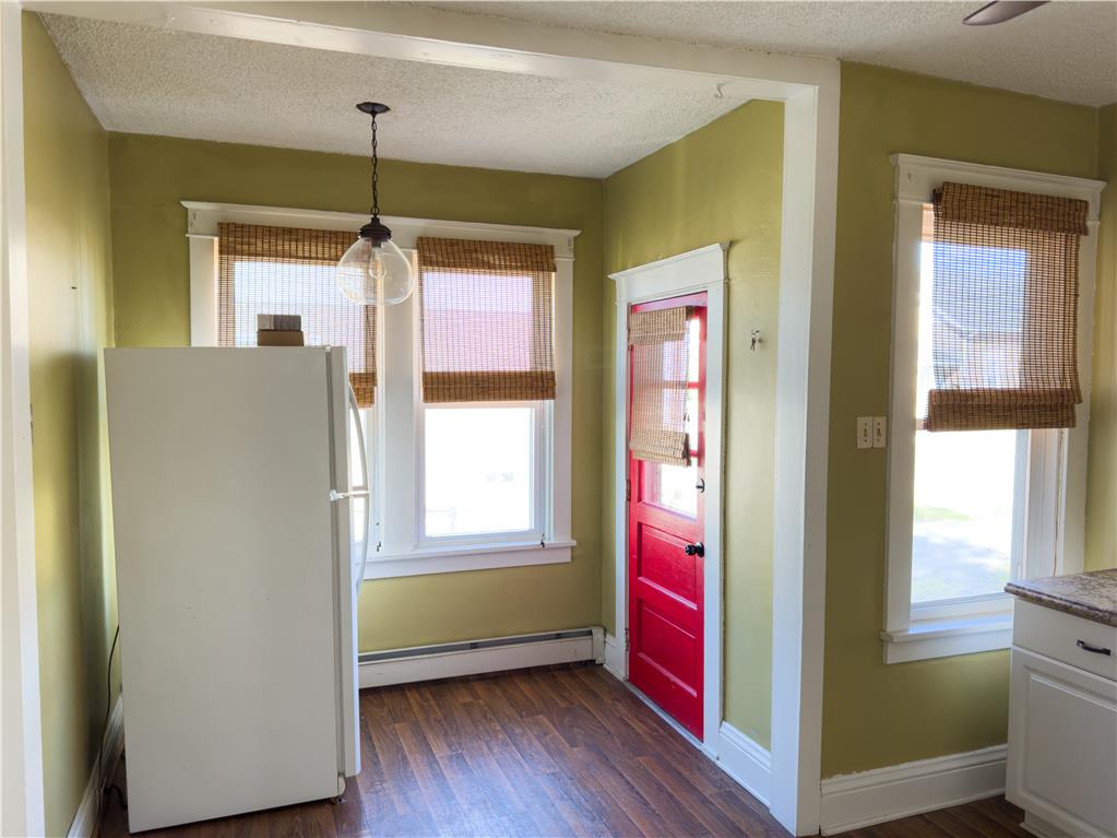 870 Chestnut Street Property Photo 6