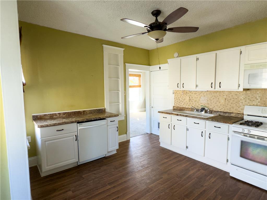 870 Chestnut Street Property Photo 7