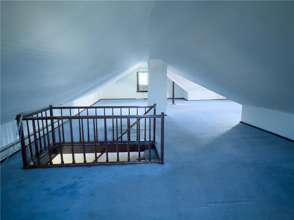 870 Chestnut Street Property Photo 17