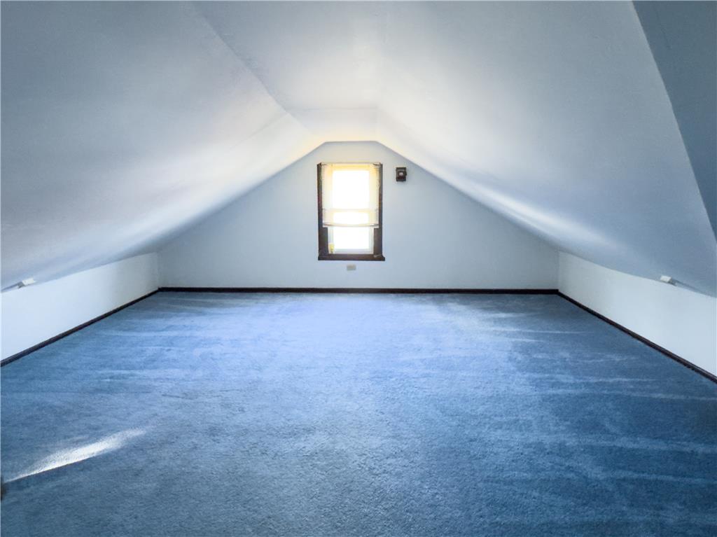 870 Chestnut Street Property Photo 18