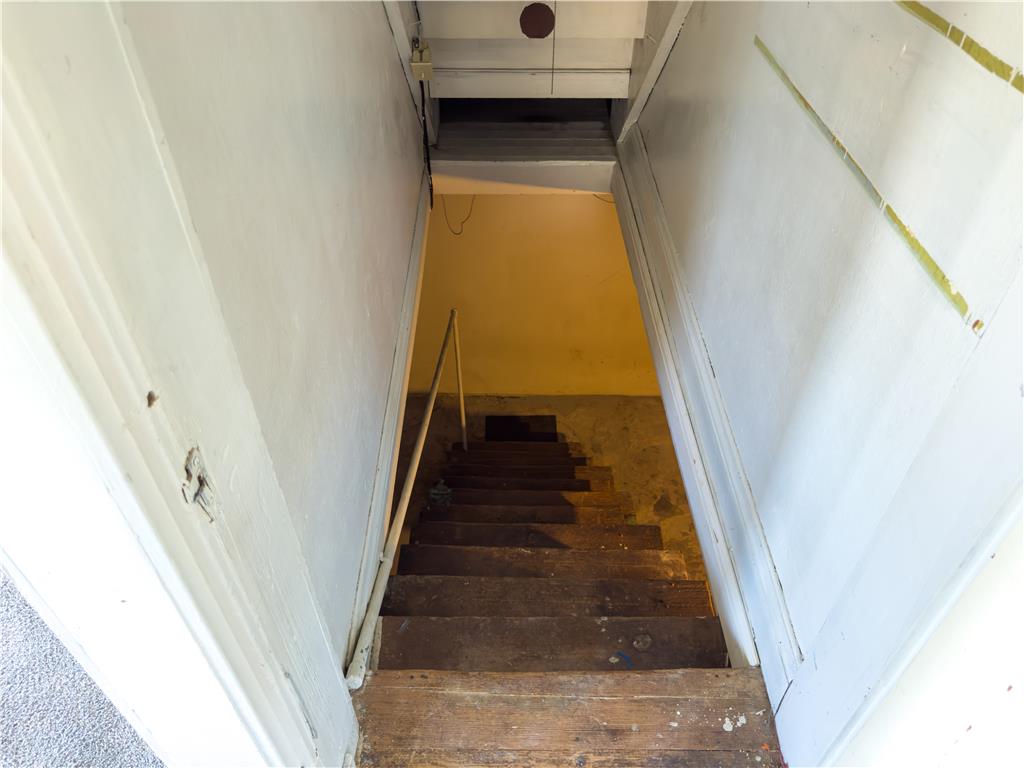 870 Chestnut Street Property Photo 20