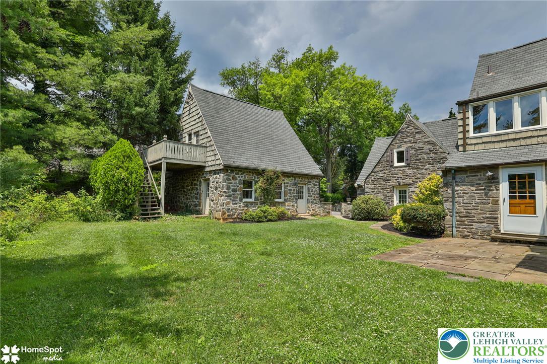 2835 Parkway Boulevard Property Photo 11