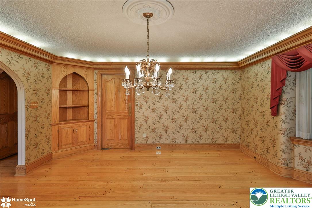 2835 Parkway Boulevard Property Photo 29