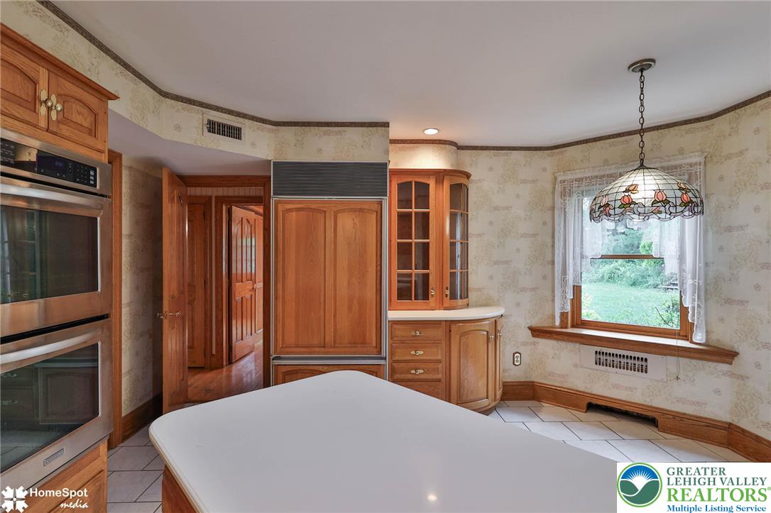 2835 Parkway Boulevard Property Photo 36