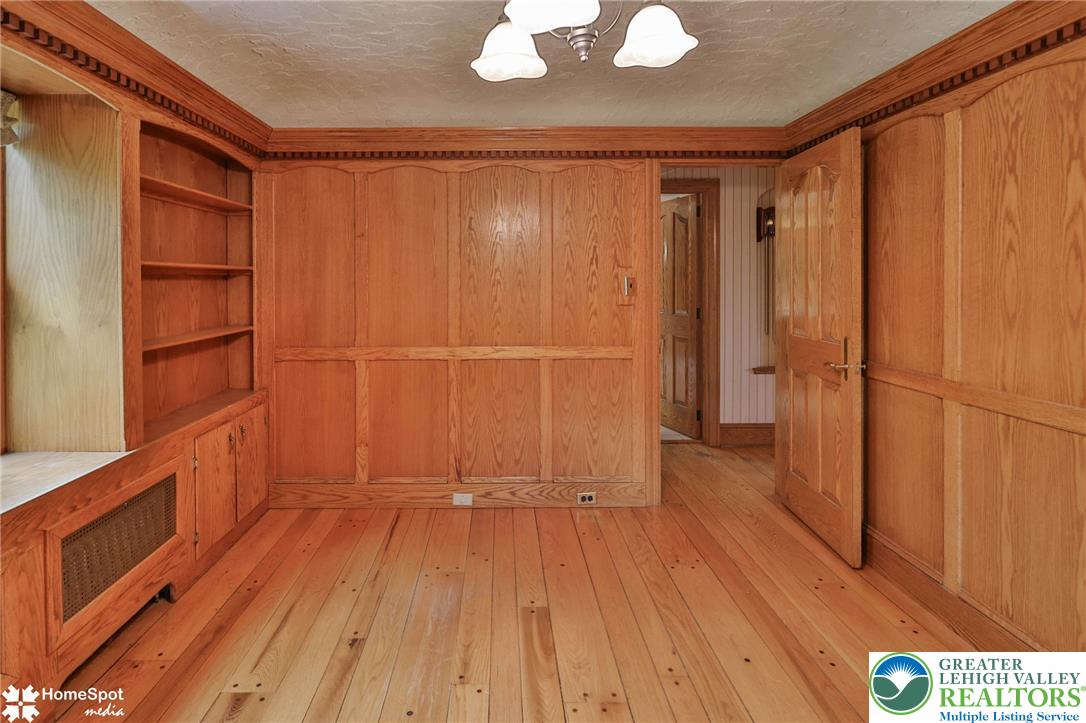2835 Parkway Boulevard Property Photo 39