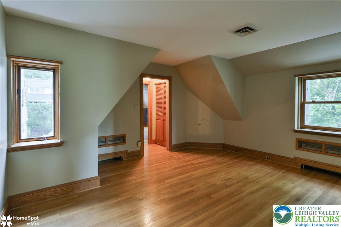 2835 Parkway Boulevard Property Photo 54