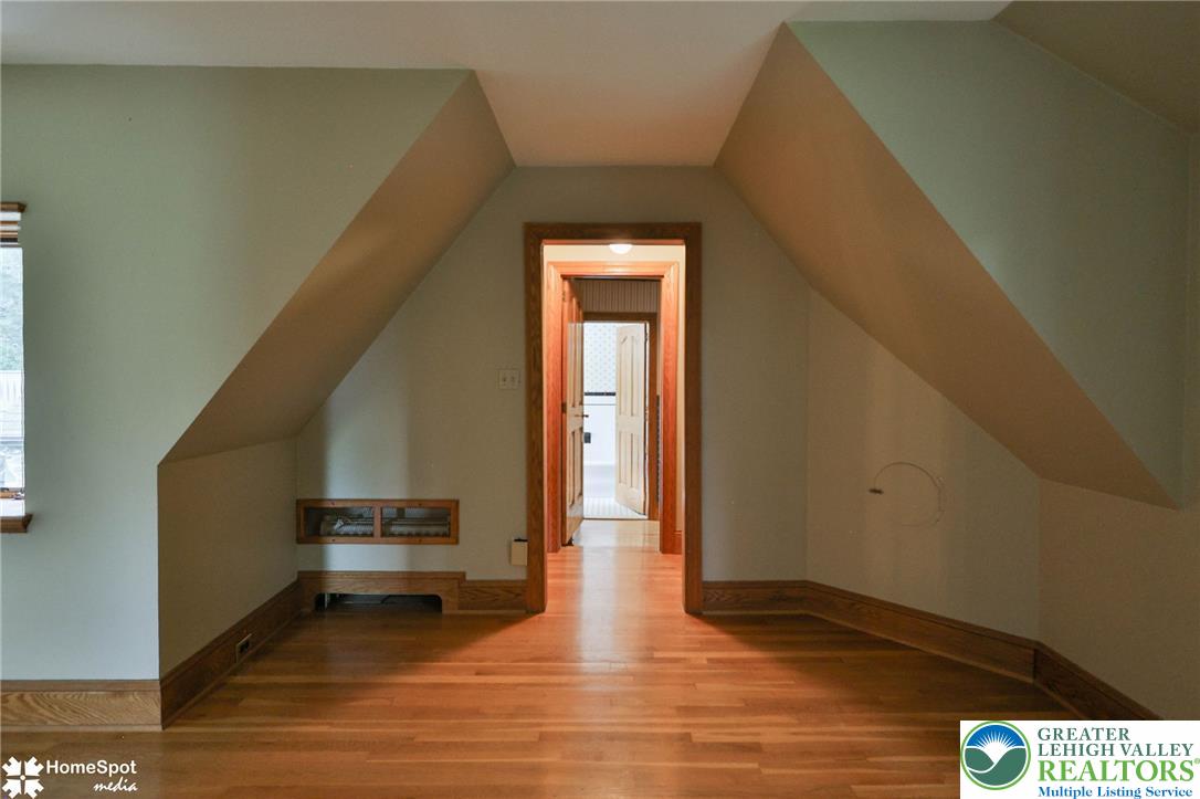 2835 Parkway Boulevard Property Photo 56