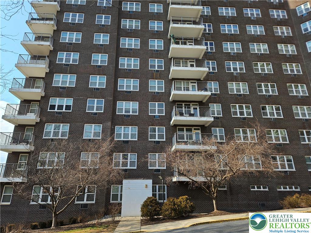 1600 Lehigh Parkway East Property Photo 2