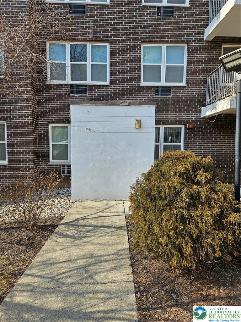 1600 Lehigh Parkway East Property Photo 5