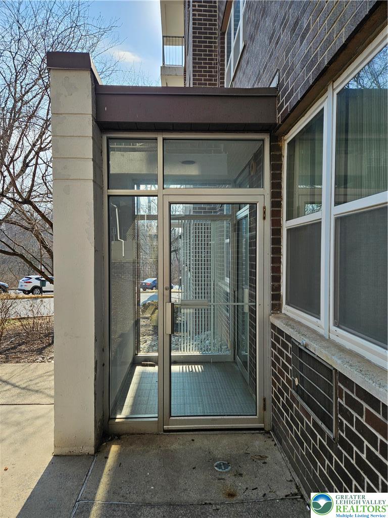 1600 Lehigh Parkway East Property Photo 7