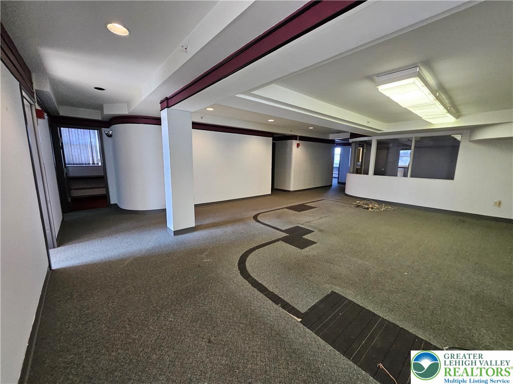 1600 Lehigh Parkway East Property Photo 10