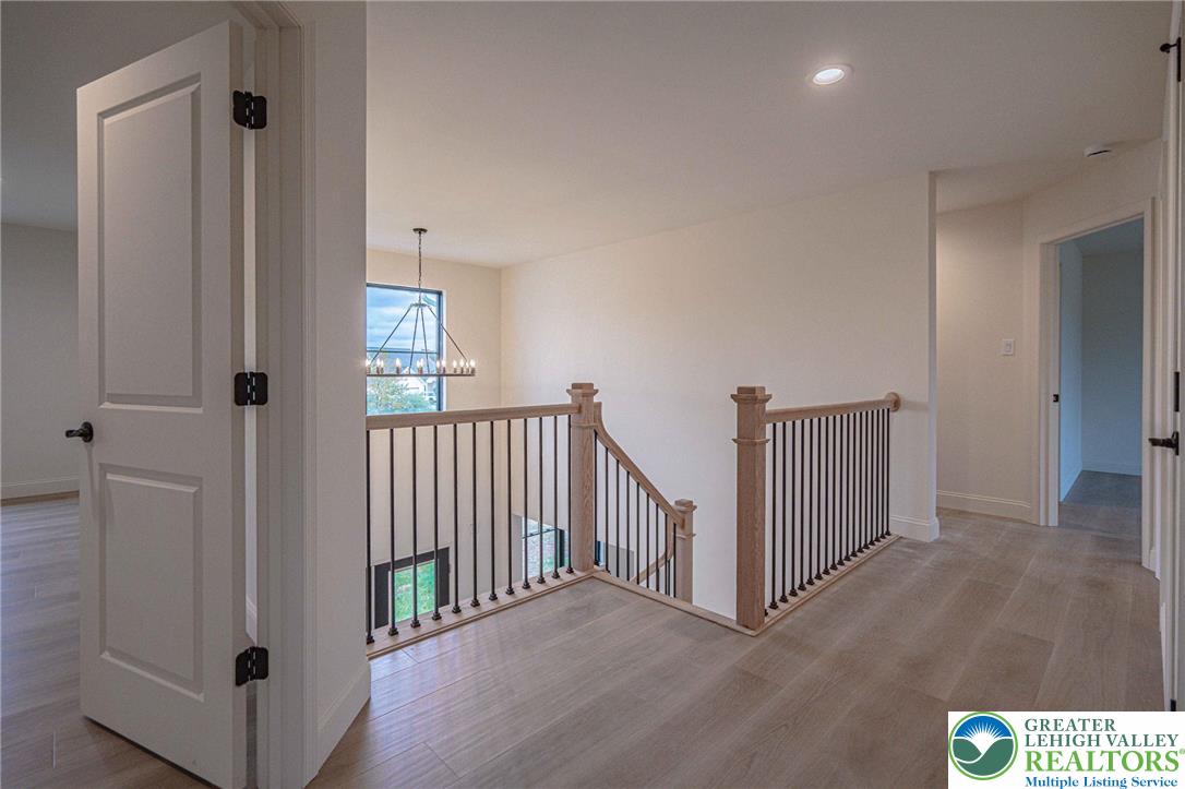 Woods Crossing Property Photo 24