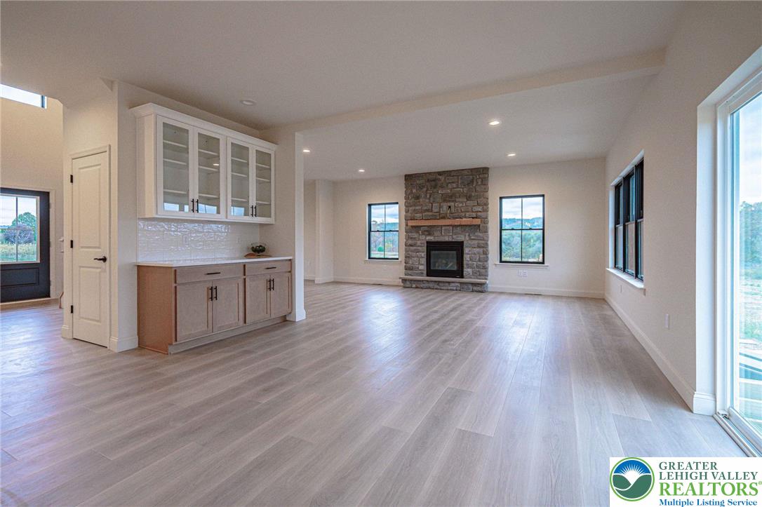 Woods Crossing Property Photo 34