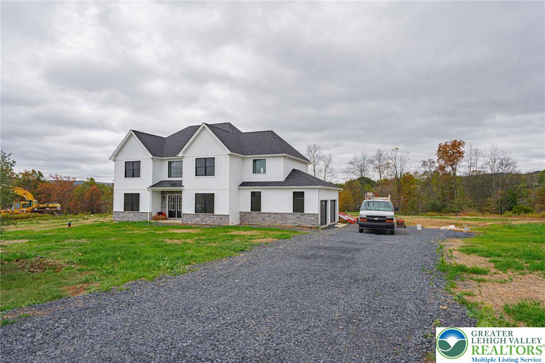 Woods Crossing Property Photo 49