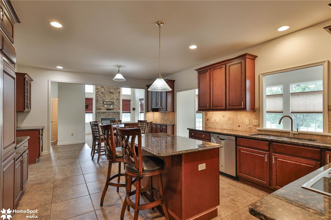 4704 Reston Drive Property Photo 8