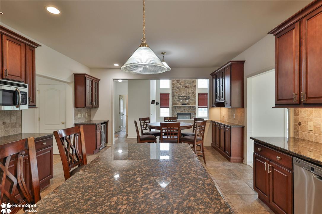 4704 Reston Drive Property Photo 10