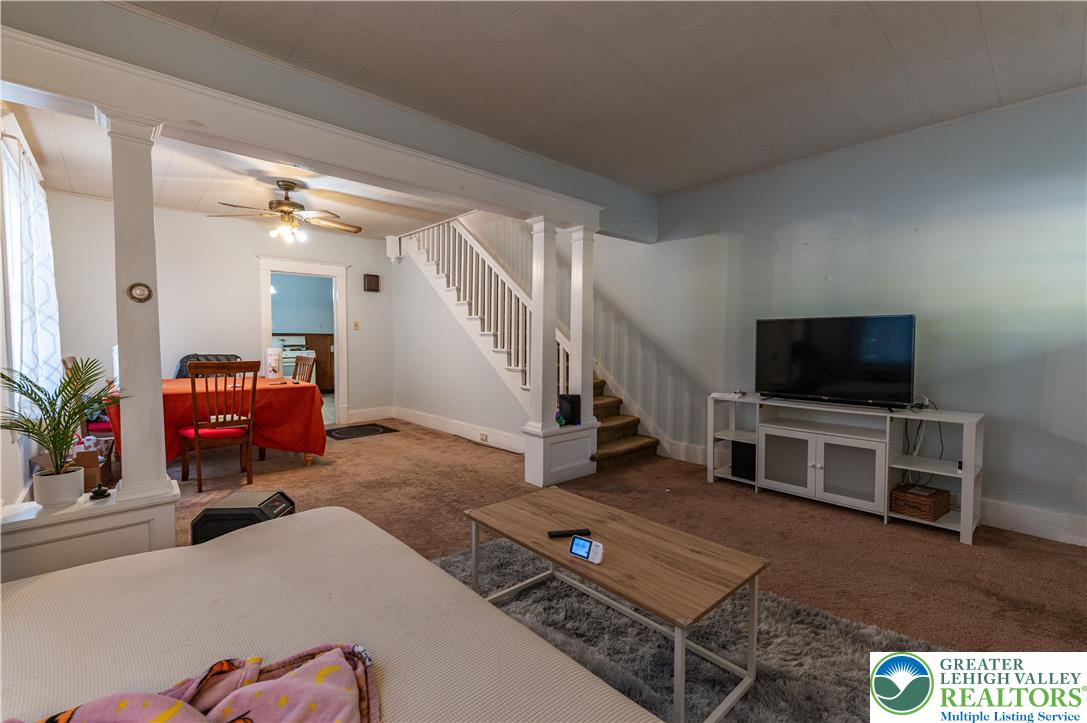 2824 Nazareth Road Property Photo 6