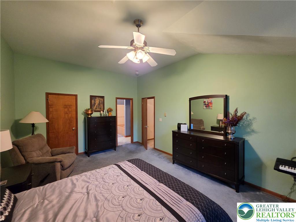 211 Murphy Circle Property Photo 10