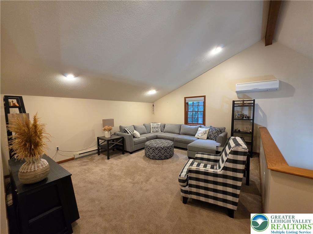 211 Murphy Circle Property Photo 14