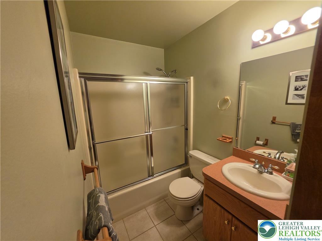 211 Murphy Circle Property Photo 16