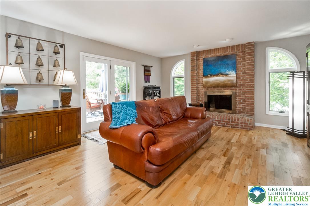 2165 Beechwood Street Property Photo 14