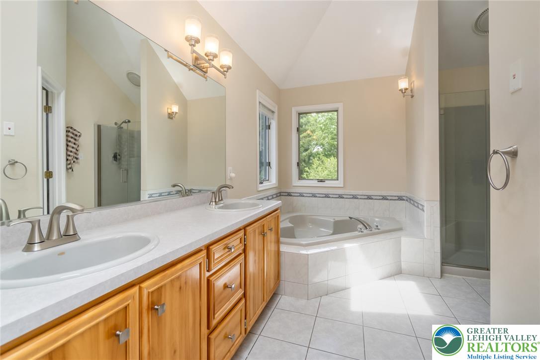 2165 Beechwood Street Property Photo 26