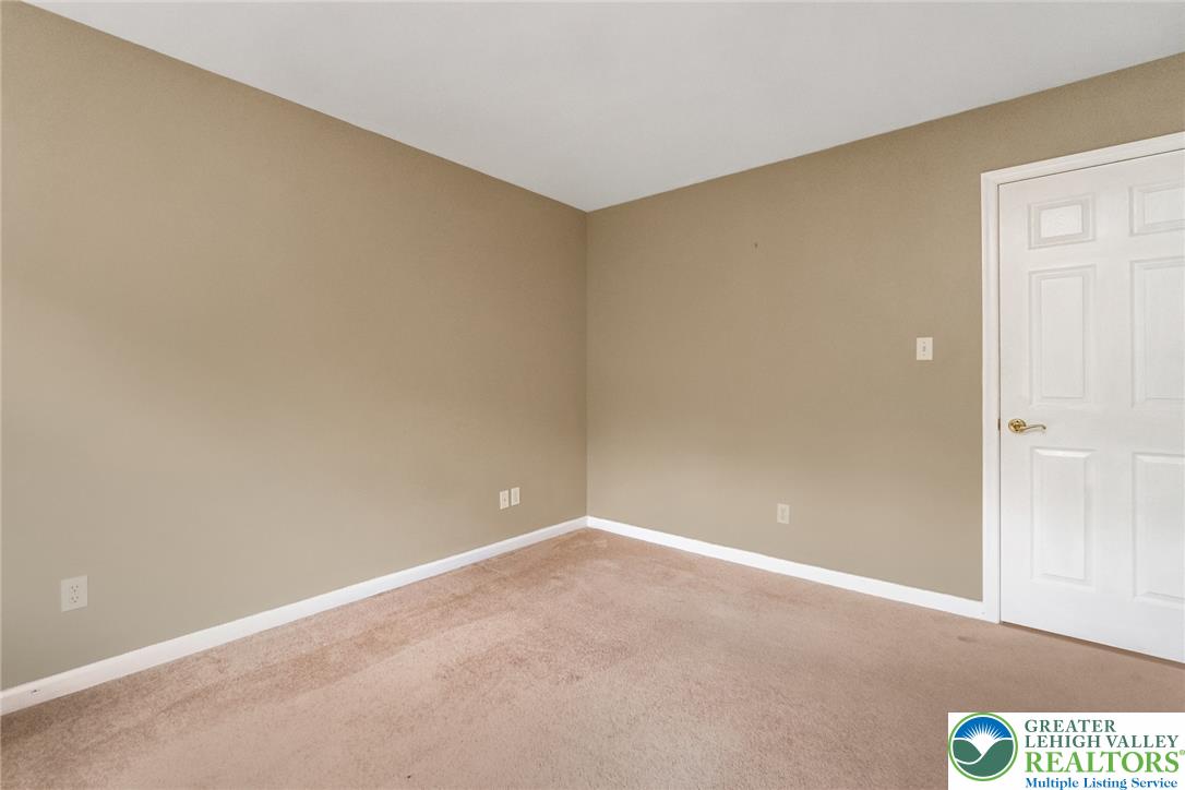 2165 Beechwood Street Property Photo 33