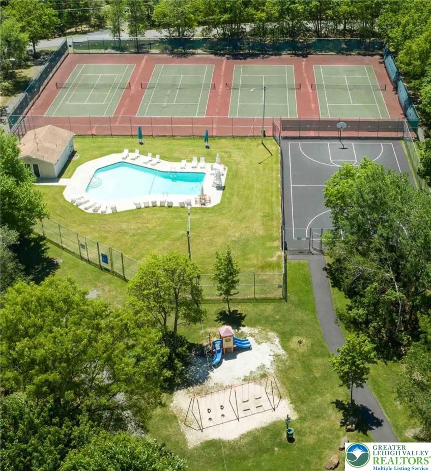 271 North Shore Drive Property Photo 49