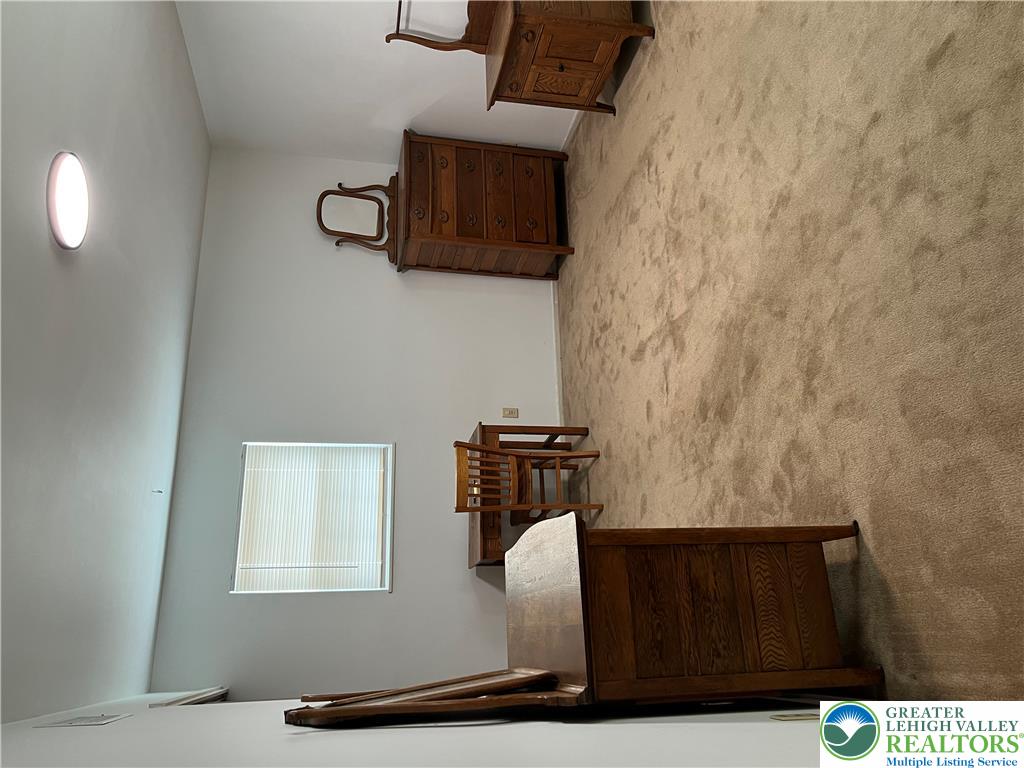 4258 Iroquois Property Photo 12
