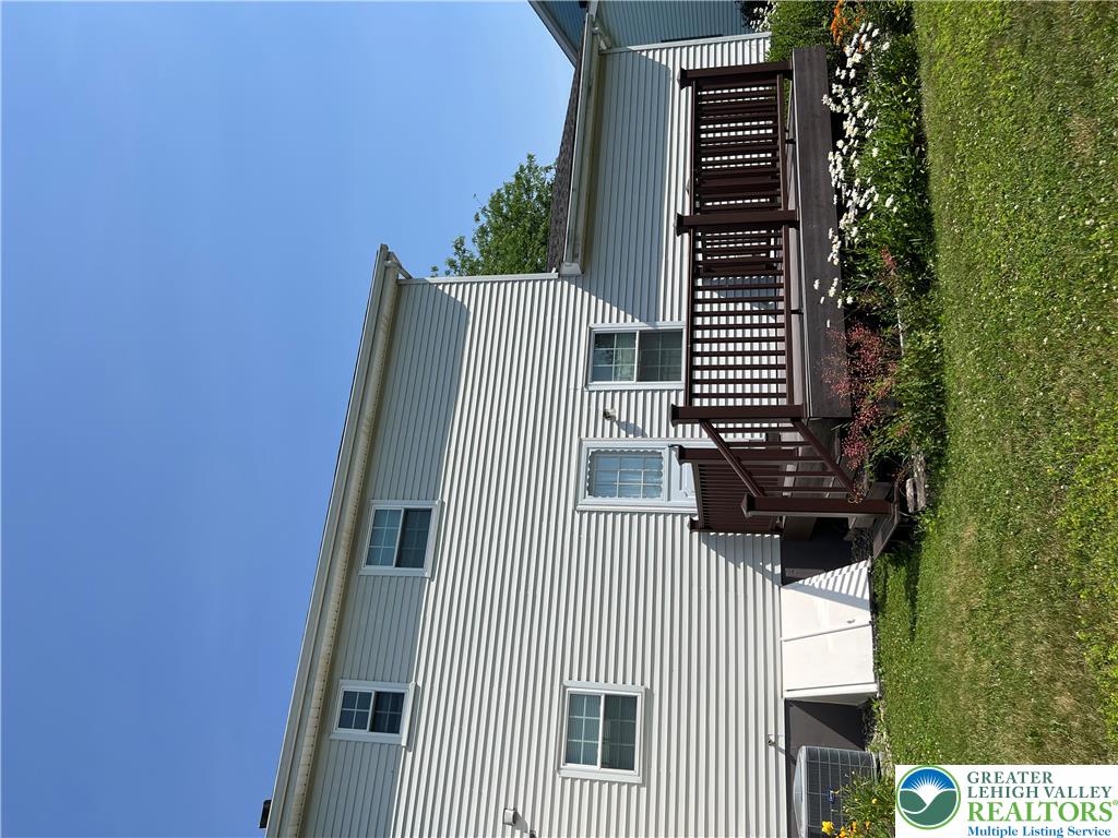 4258 Iroquois Property Photo 29