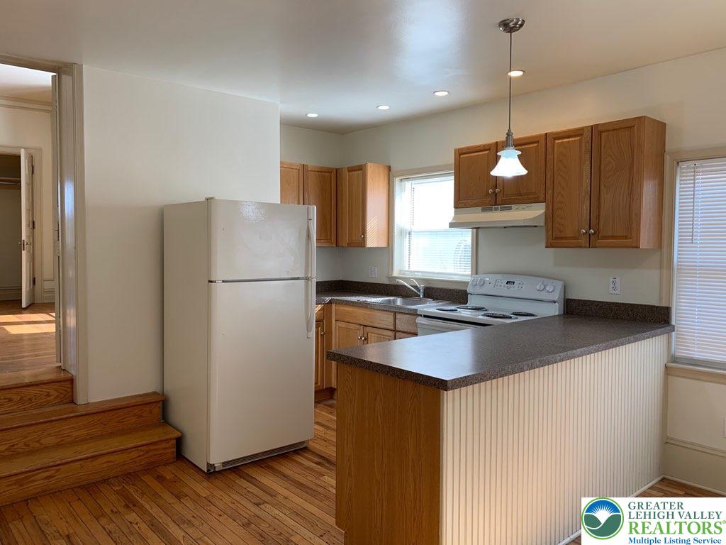 44 North 15th Street 2a Property Photo 2