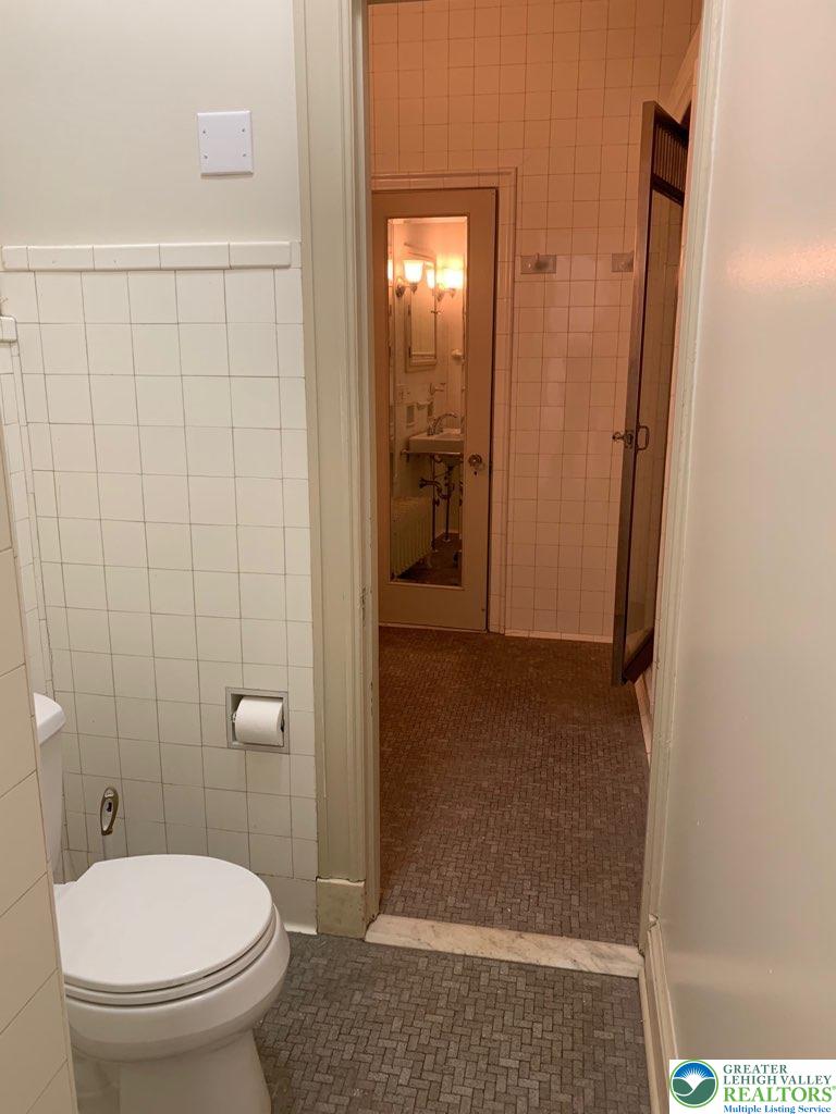44 North 15th Street 2a Property Photo 11