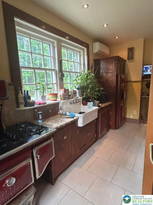 1170 Mosser Road Property Photo 10