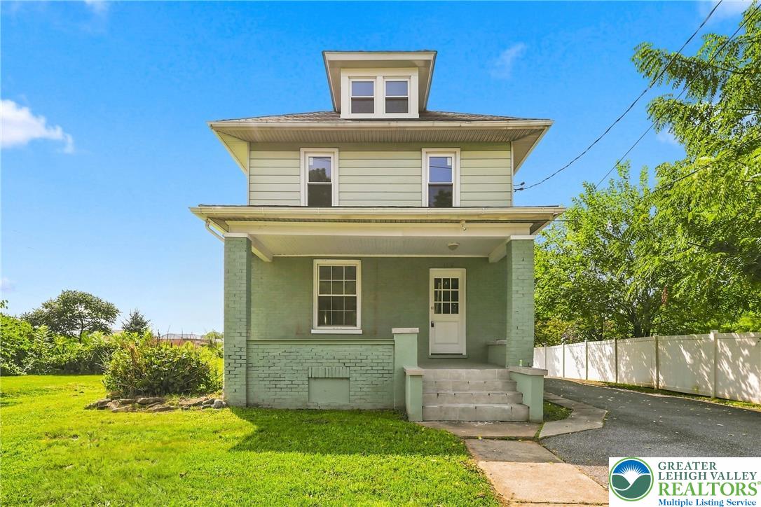 4120 Easton Avenue Property Photo 1