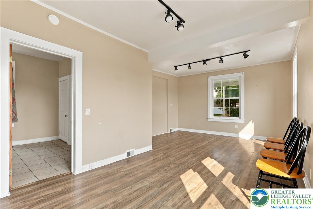 4120 Easton Avenue Property Photo 13