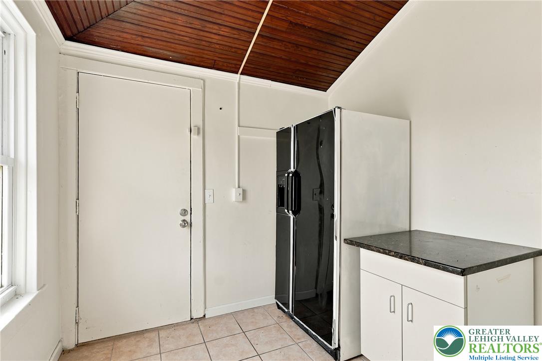 4120 Easton Avenue Property Photo 19