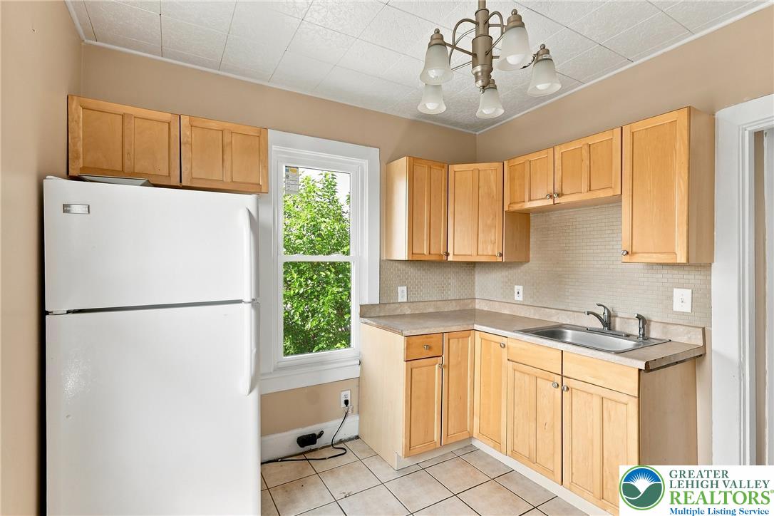 4120 Easton Avenue Property Photo 30