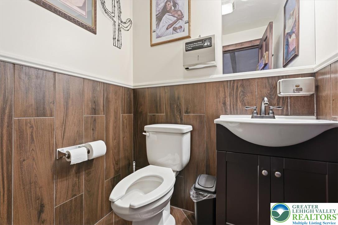 533 Patterson Street Property Photo 24