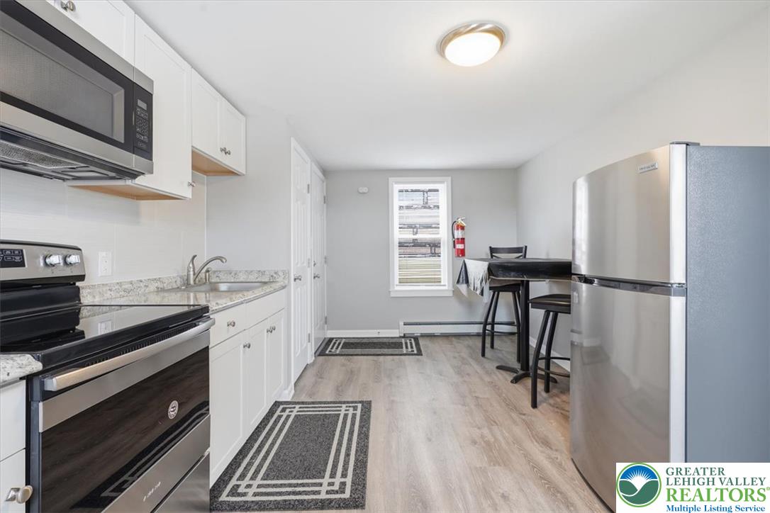 533 Patterson Street Property Photo 35